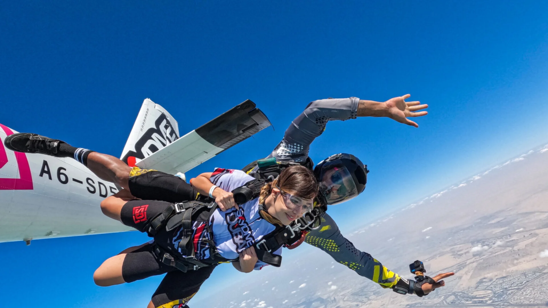 Skydive Dubai: 15 ans, Ciel en Scène | Die Geissens Real Estate | Luxus Immobilien mit Carmen und Robert Geiss – Die Geissens in Dubai
